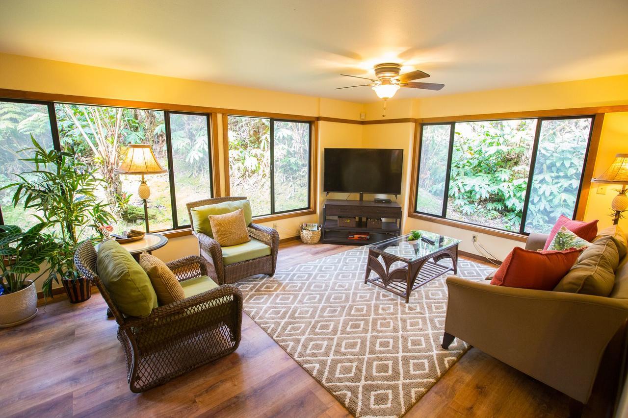 Hale Mauna Loa Upper Level With Shared Hot Tub Volcano Ngoại thất bức ảnh